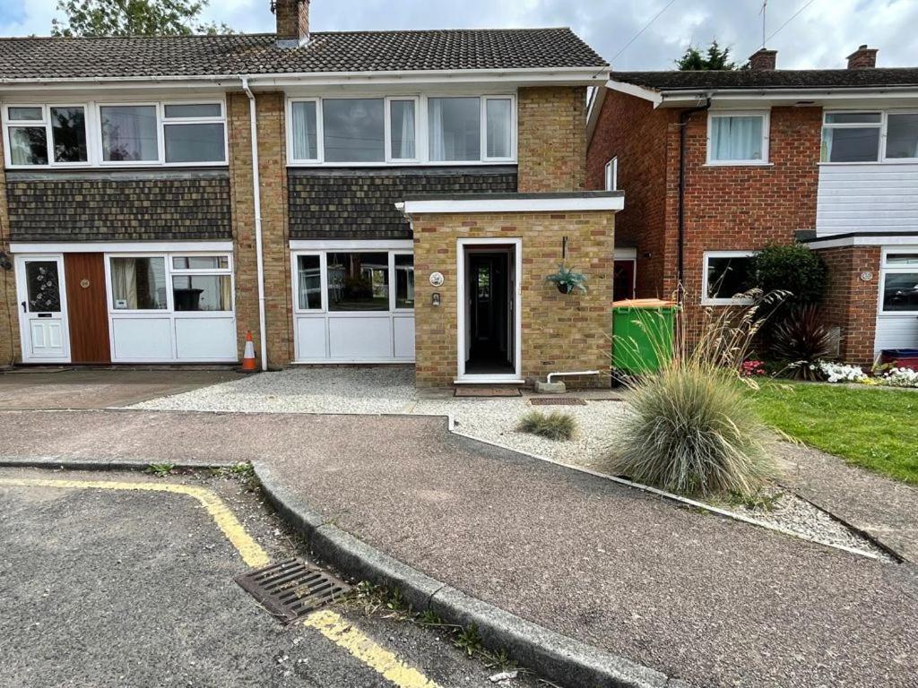 Perfect For Contractors - Canterbury - Free Parking - Ultra Wifi Zewnętrze zdjęcie